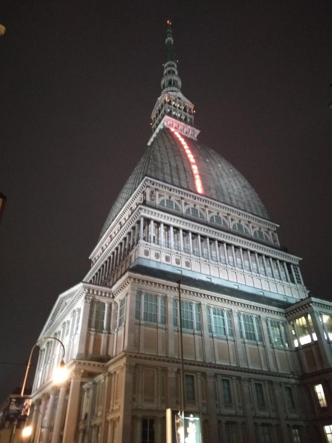 Suite Sant Antonino 12 Min Di Metro Dal Centro Turin Exterior photo